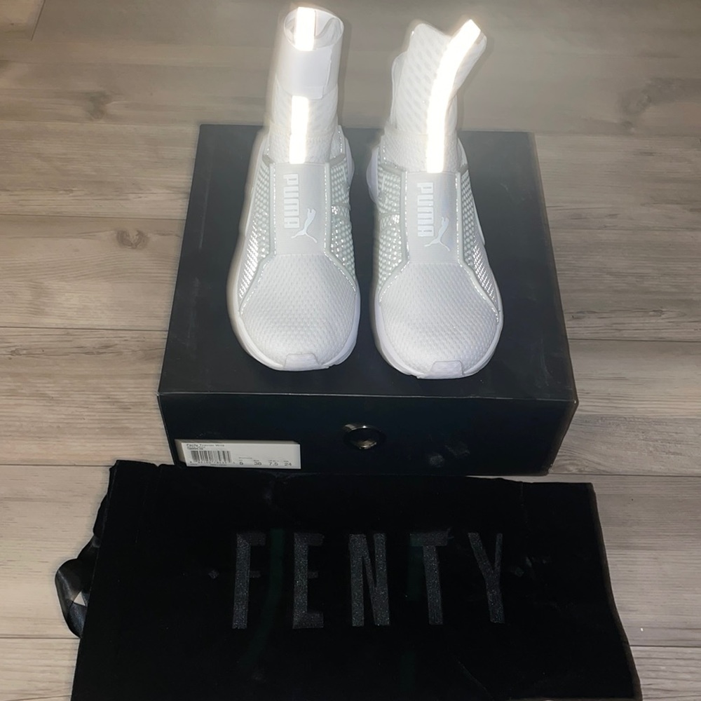 Brand New Womens Fenty Puma